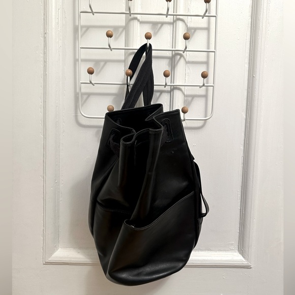 L’Intervalle Bucket Backpack Purse - Picture 1 of 2